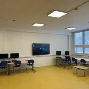 interaktívne monitory do pc učebne
