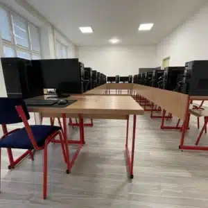 školské stoly