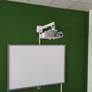 MŠ Bauerova Interaktívna tabuľa s projektorom
